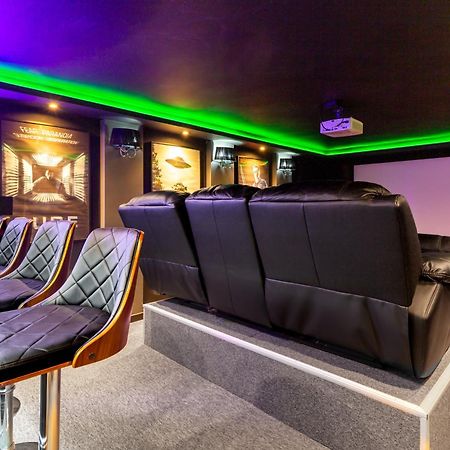 ヴロツワフ Housecube, Bar , Prywatne Kino, Bilard , Luxusヴィラ エクステリア 写真