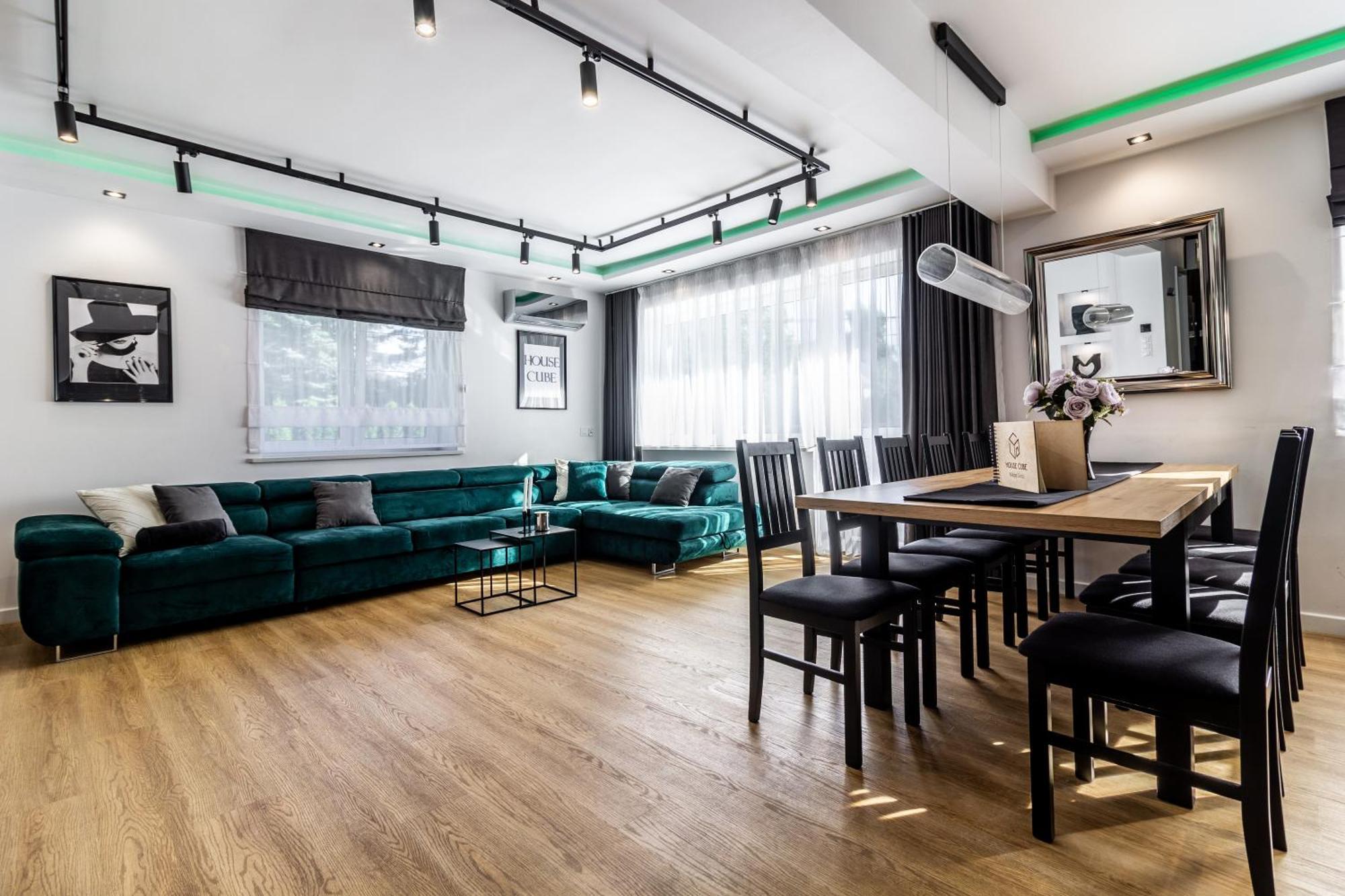 ヴロツワフ Housecube, Bar , Prywatne Kino, Bilard , Luxusヴィラ エクステリア 写真
